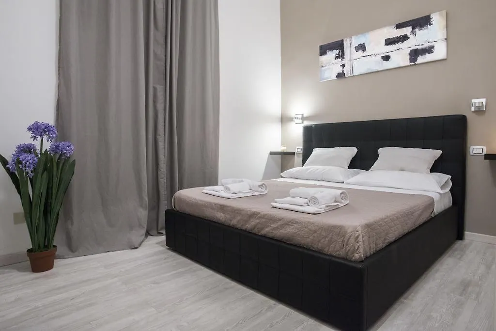 Charm Of Rome Bed & Breakfast
